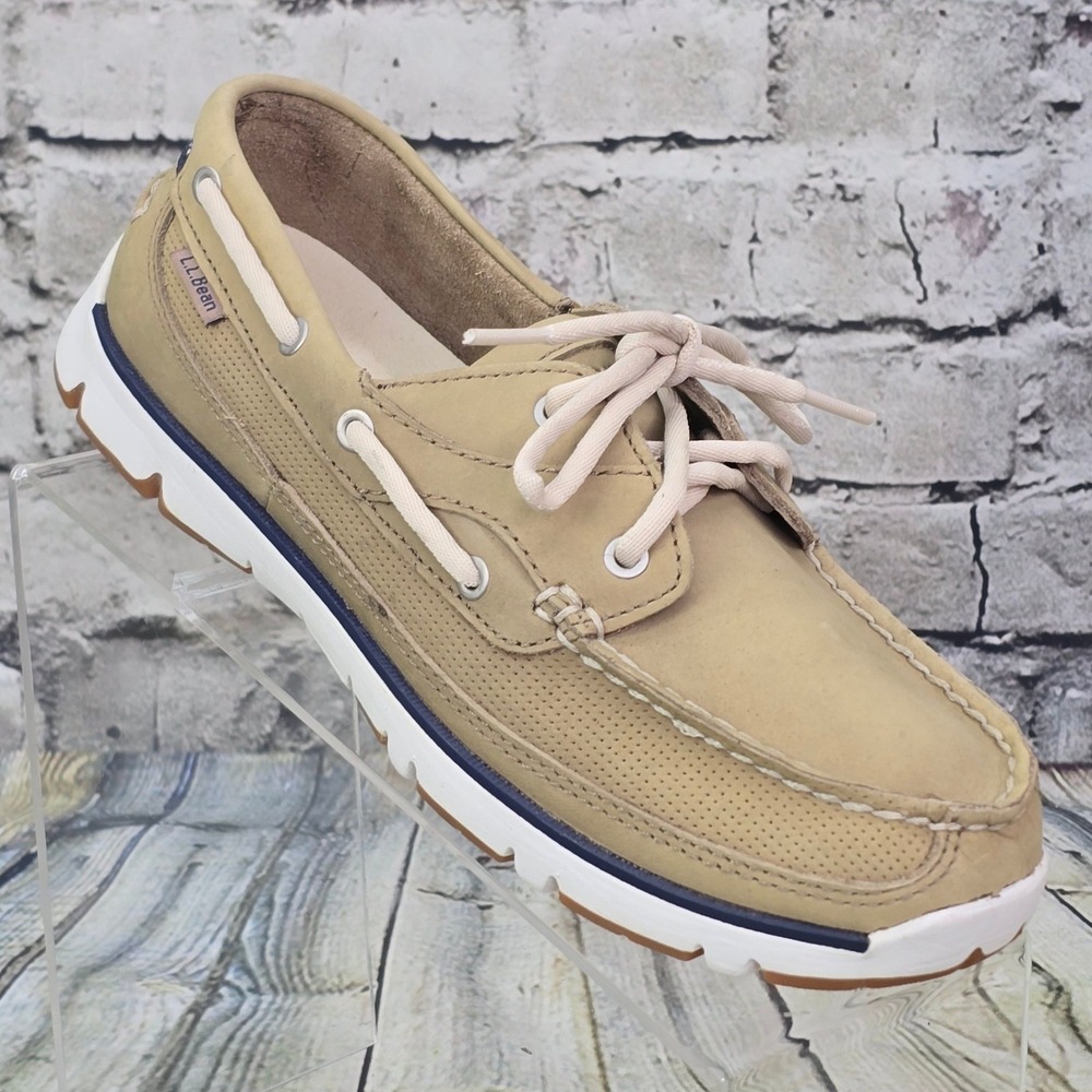 LL Bean Portlander Boat Shoes Womens 8 Medium Tan Leather Nautical Flag 293451
